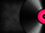 Tra i solchi intatti di un vinile