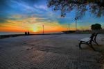 Arriva e va via
