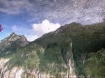 Al de là del col