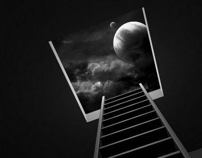 Una Scala Dal Cielo