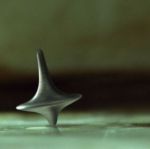 La trottola gira