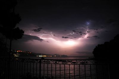 Quest'oscurità che mi dipinge
