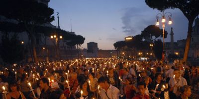Fiaccole accese