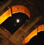 Tra le stelle