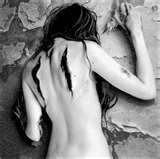 False identit�
