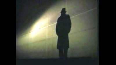 Nel silenzio e l'invisibile, si muovono le nuvole